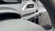 Peugeot 208 1.2 PureTech 82 Signature 5dr [Start Stop] Petrol Hatchback